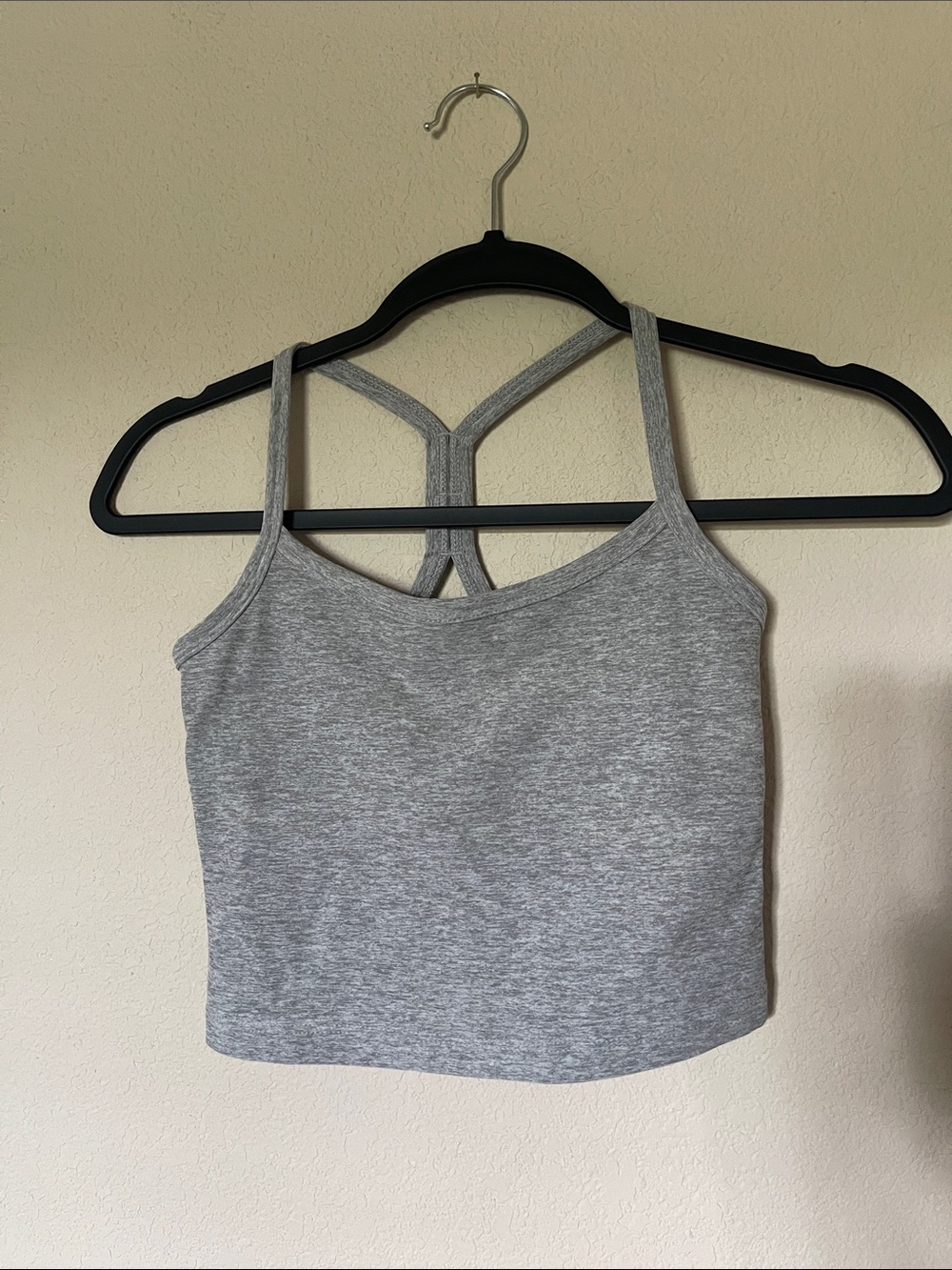 Beyond Yoga Heather Gray Strappy Cropped Tank Top